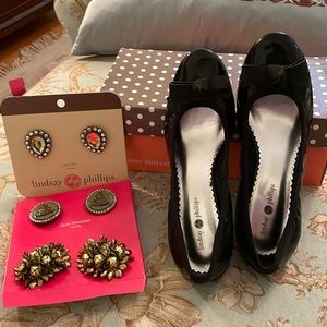 Lindsay Phillips black size 9 kitten heels with 3 attachments.